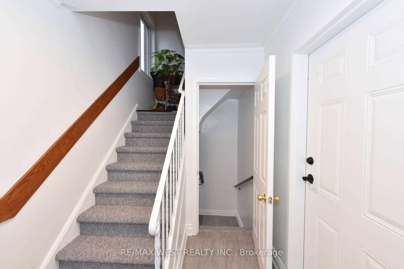 Bsmt - 168 Strathnairn Avenue