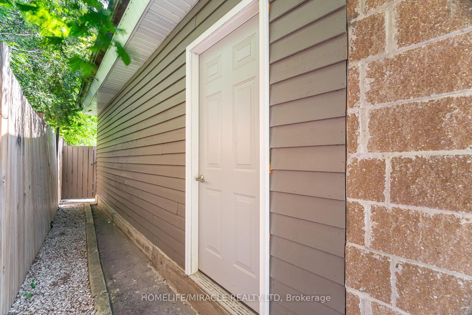 41 Bradstock Road • Toronto, ON photo 26