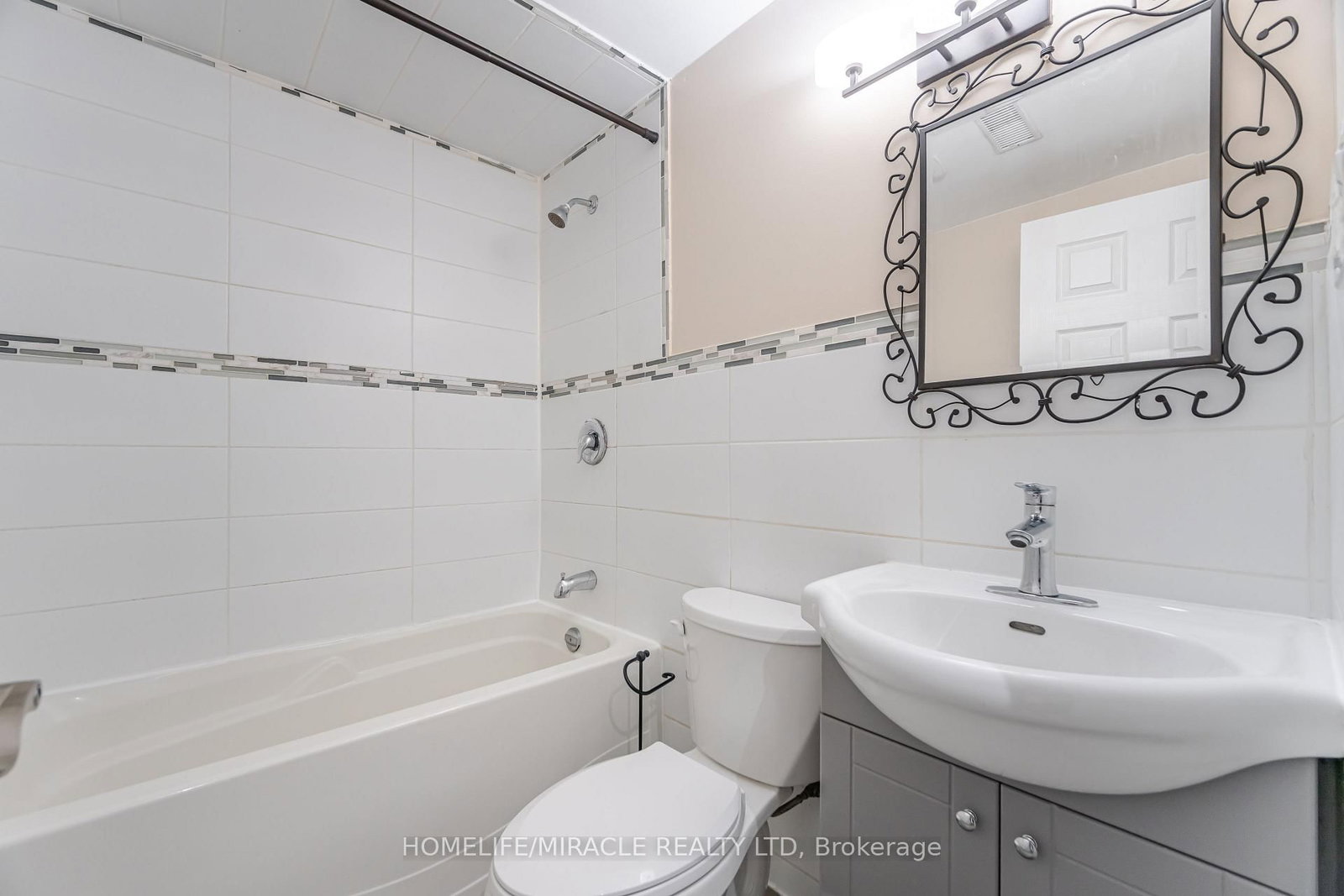 41 Bradstock Road • Toronto, ON photo 38