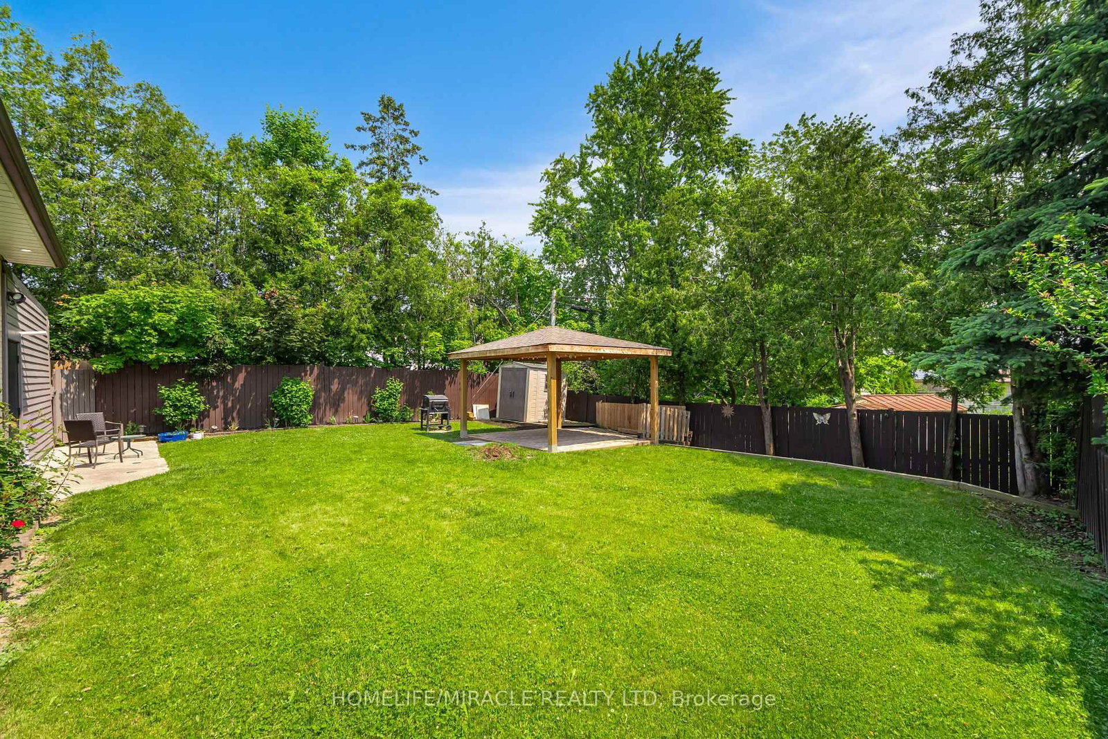 41 Bradstock Road • Toronto, ON photo 47