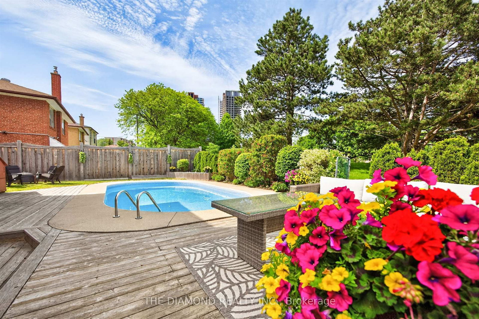 11 Swordbill Drive • Toronto, ON photo 33