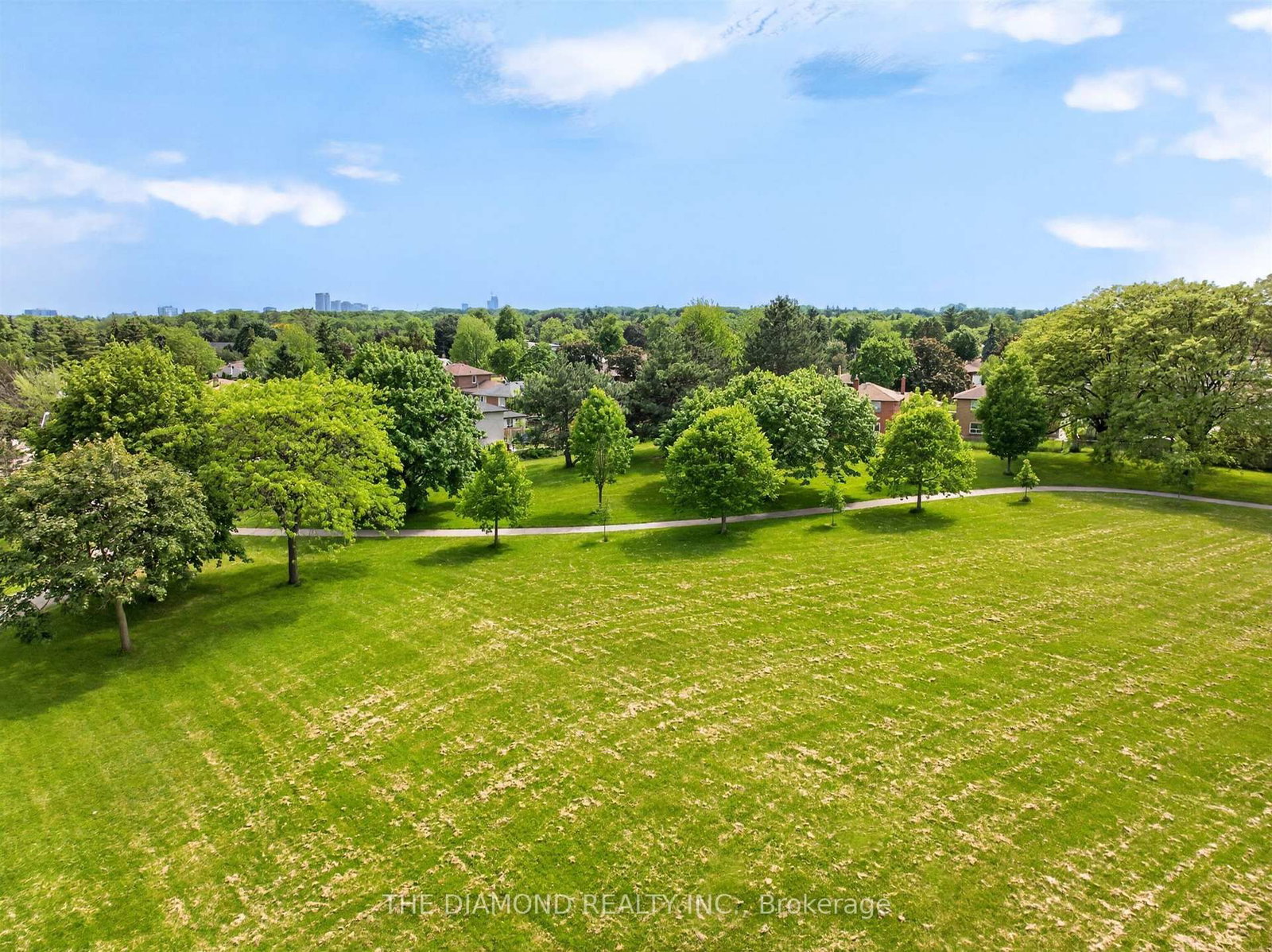 11 Swordbill Drive • Toronto, ON photo 47