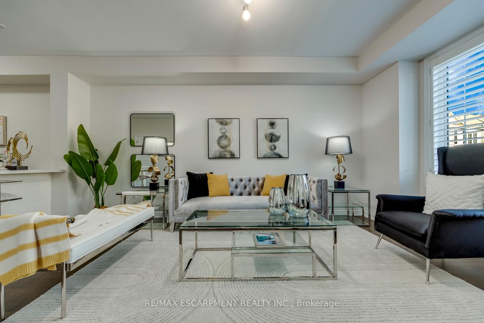 393 Grantham Common • Oakville, ON photo 13