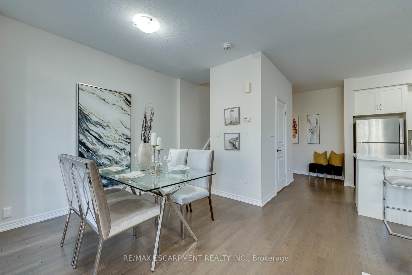 393 Grantham Common • Oakville, ON photo 22
