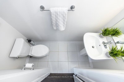 393 Grantham Oakville,ON L6H 7E3 — Photo 23