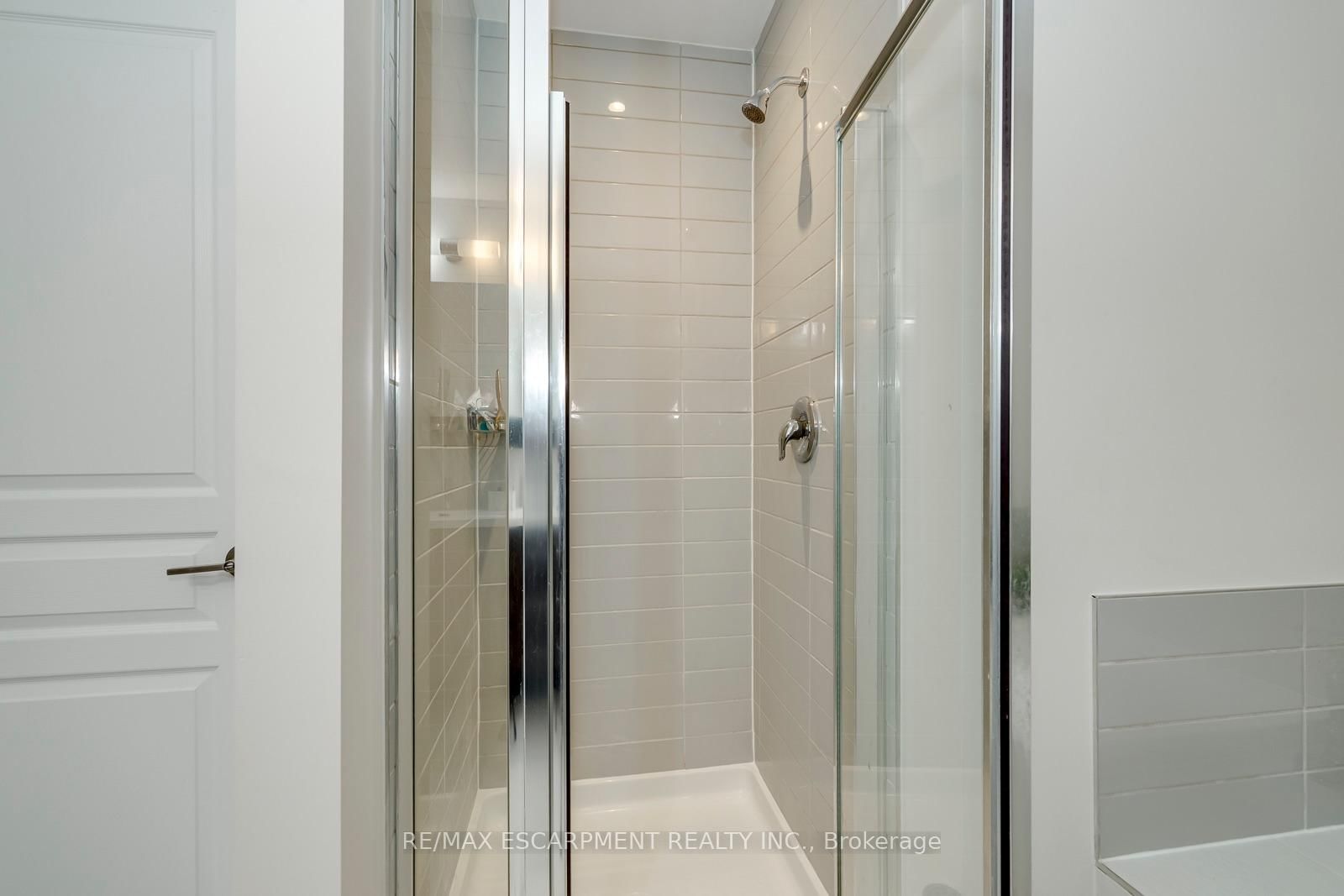 393 Grantham Common • Oakville, ON photo 37