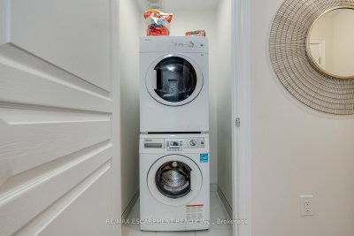 393 Grantham Oakville,ON L6H 7E3 — Photo 38