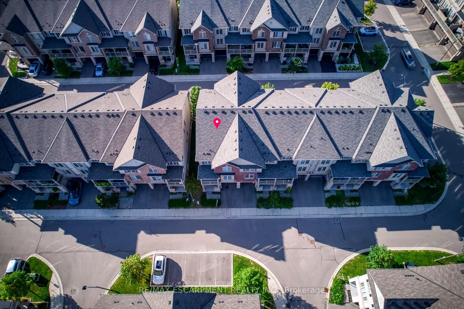393 Grantham Common • Oakville, ON photo 40