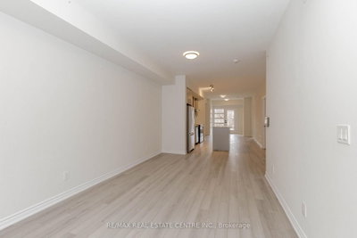 349 Wheat Boom Oakville,ON L6H 7X5 — Photo 12