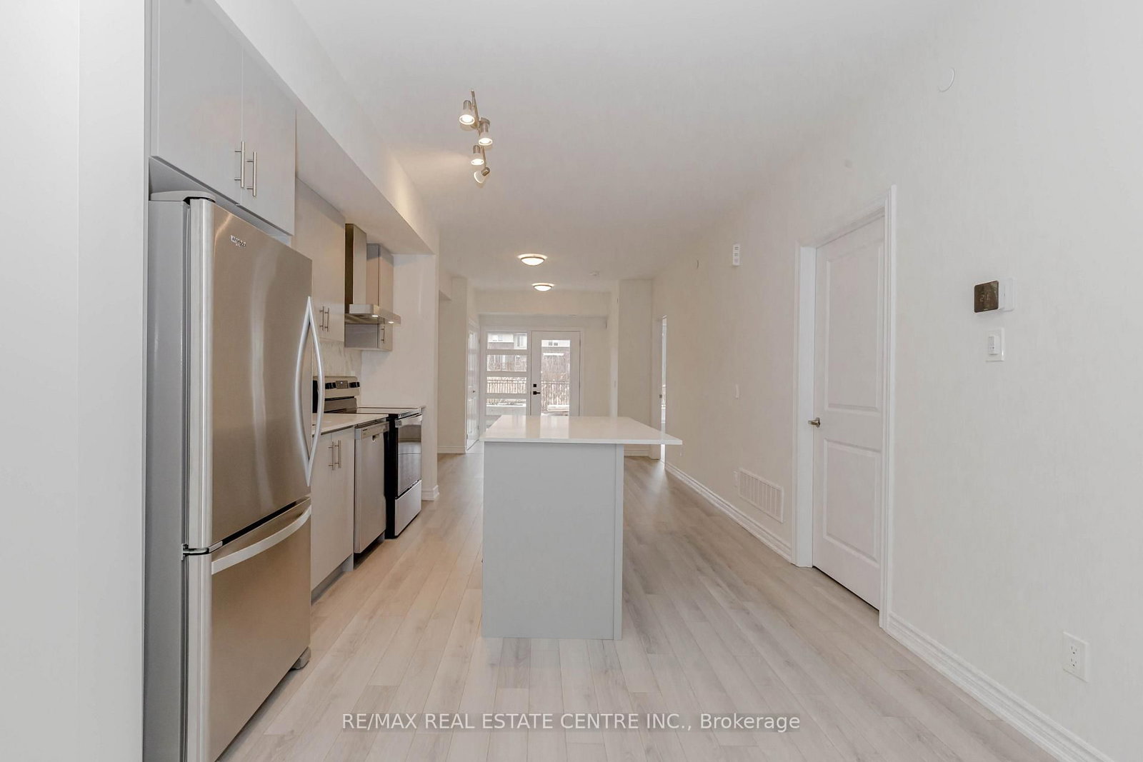 349 Wheat Boom Drive • #121 • Oakville, ON photo 16