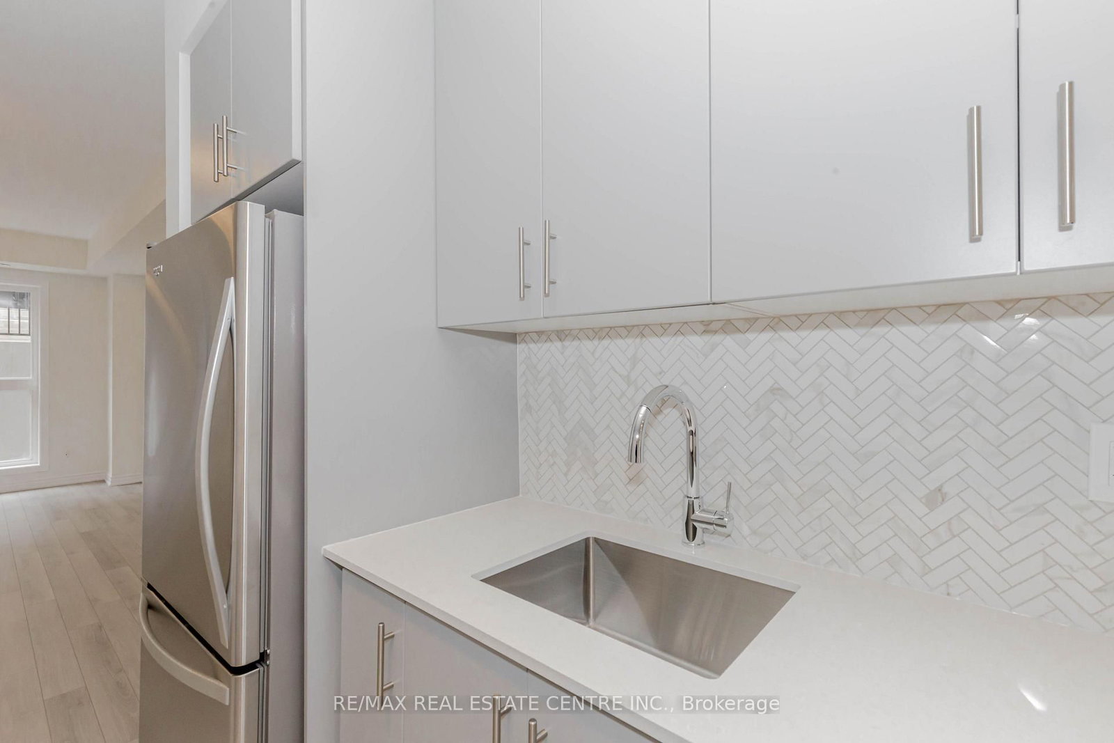 349 Wheat Boom Drive • #121 • Oakville, ON photo 20