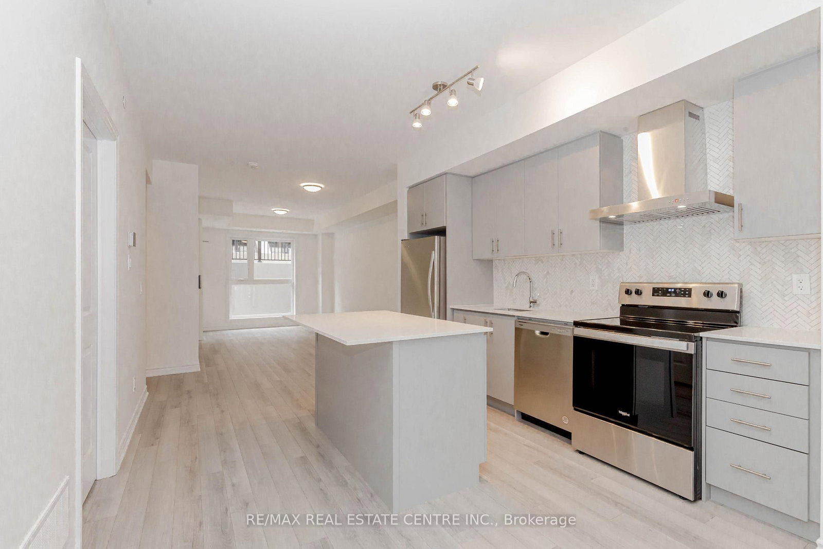 349 Wheat Boom Drive • #121 • Oakville, ON photo 25