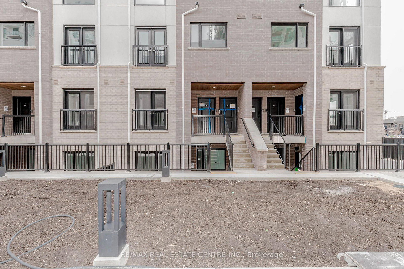 349 Wheat Boom Drive • #121 • Oakville, ON photo 5
