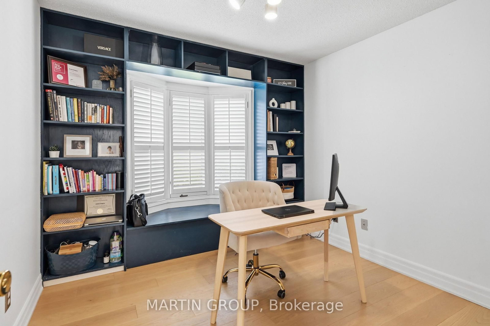 376 Carrier Lane • Oakville, ON photo 19