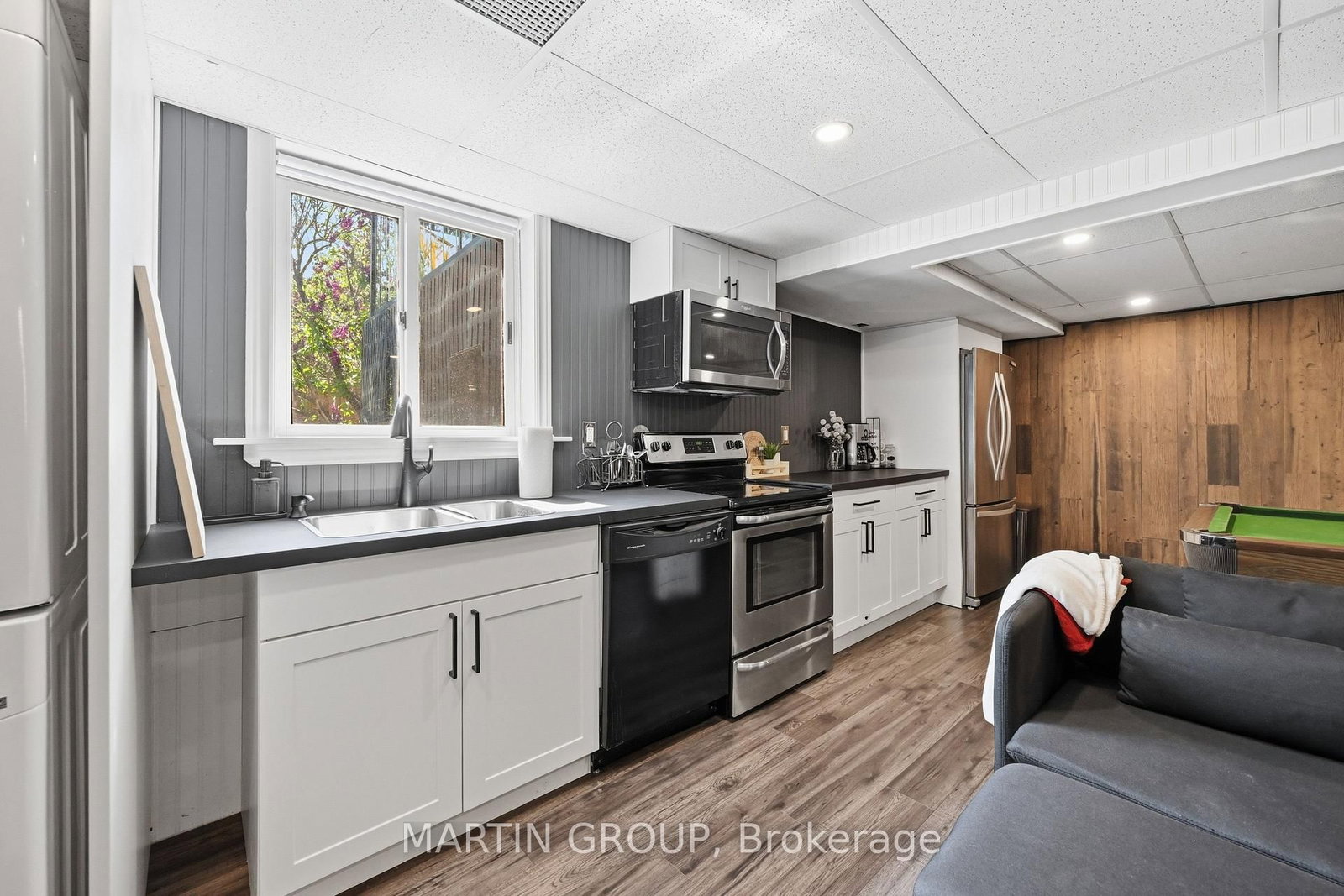 376 Carrier Lane • Oakville, ON photo 29