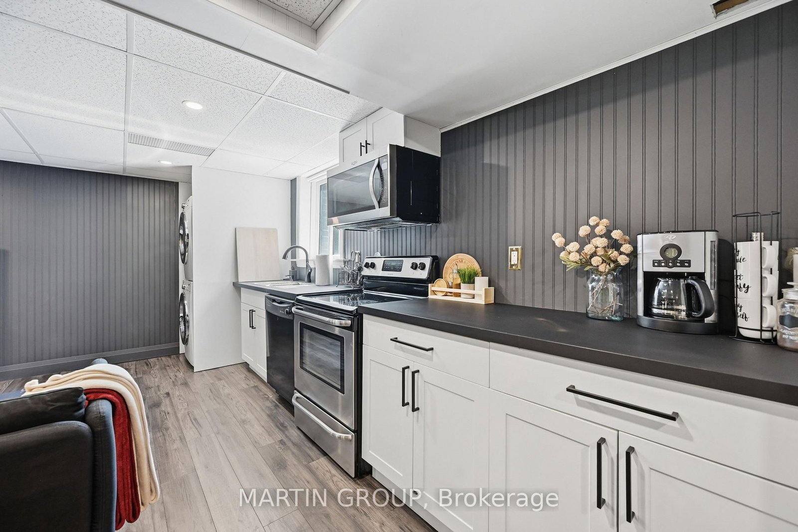 376 Carrier Lane • Oakville, ON photo 30
