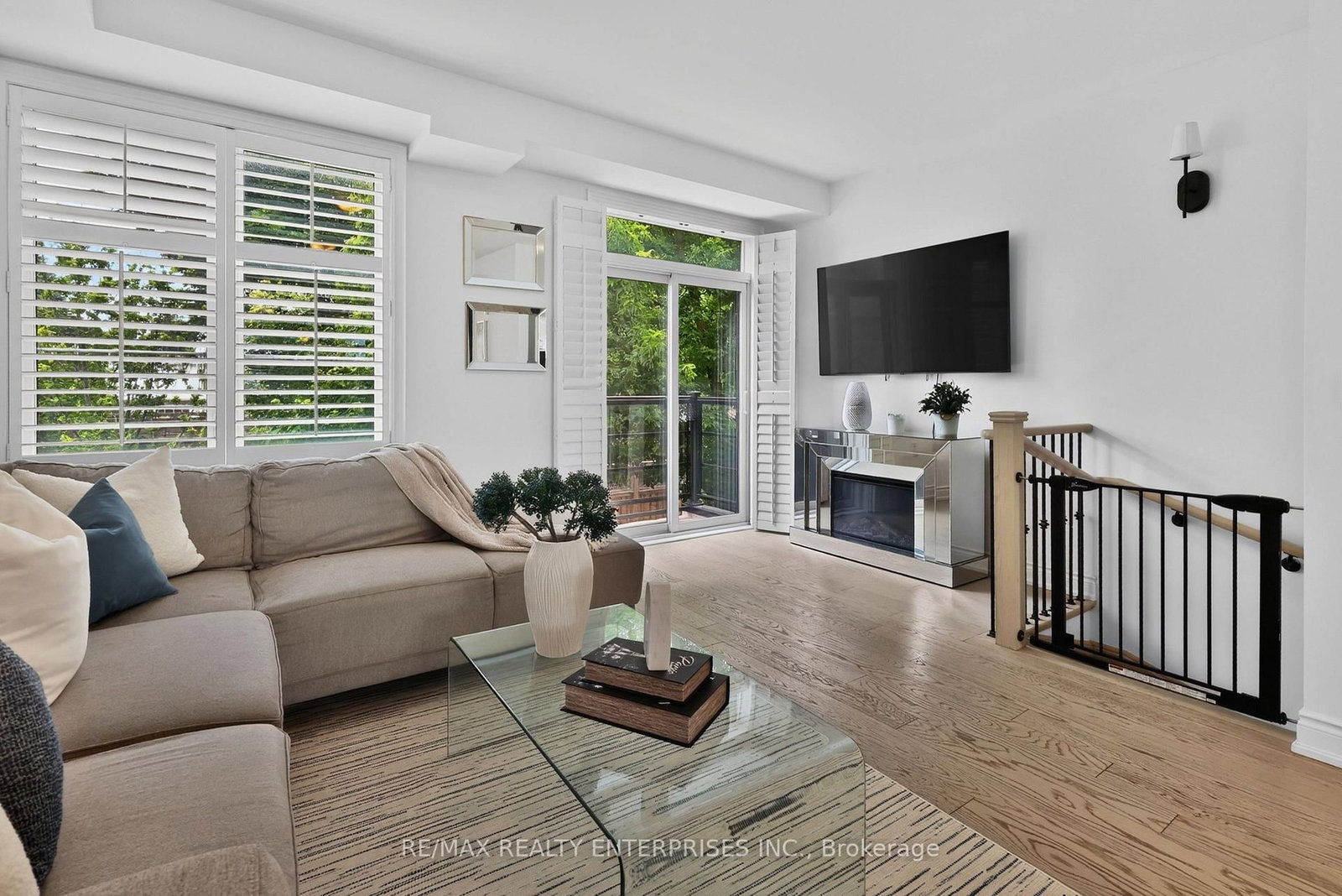 656 Tupelo Court • Mississauga, ON photo 3
