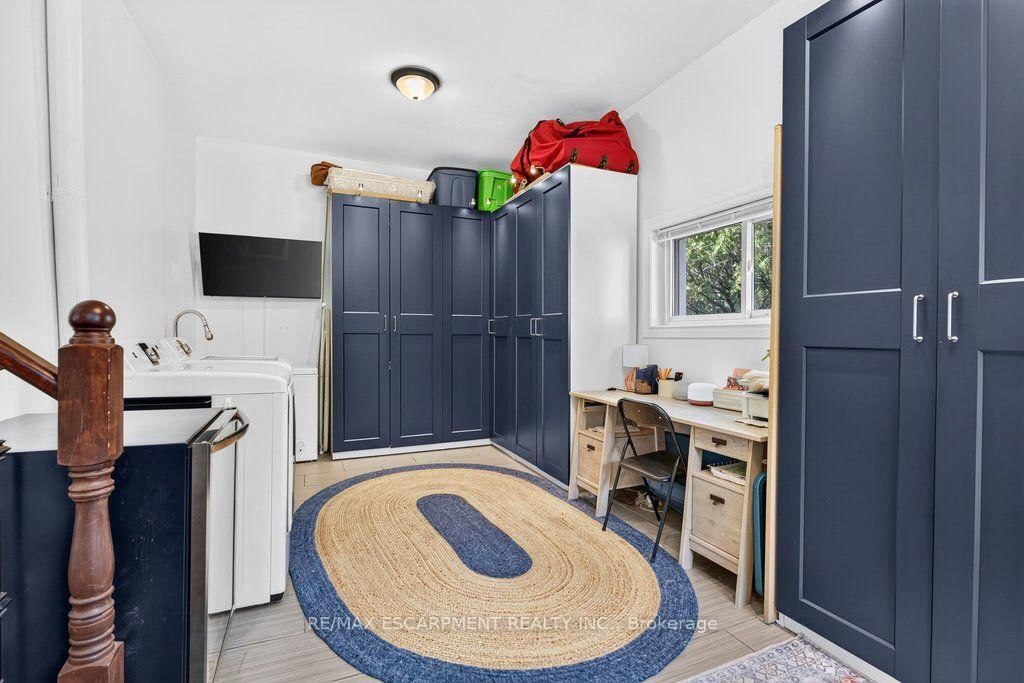 825 King Road • Burlington, ON photo 17