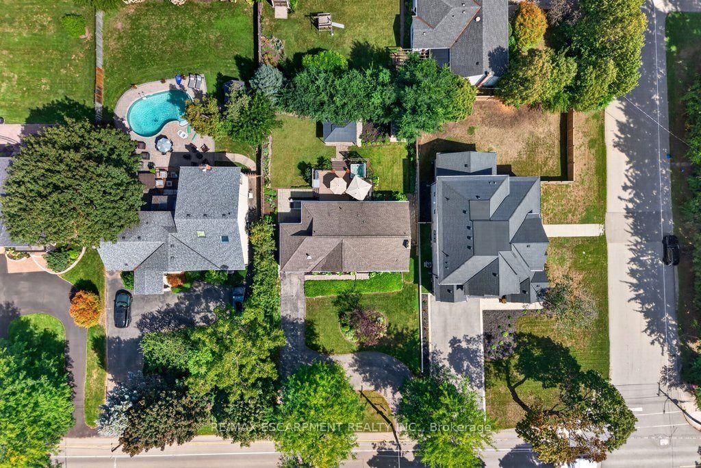 825 King Road • Burlington, ON photo 46