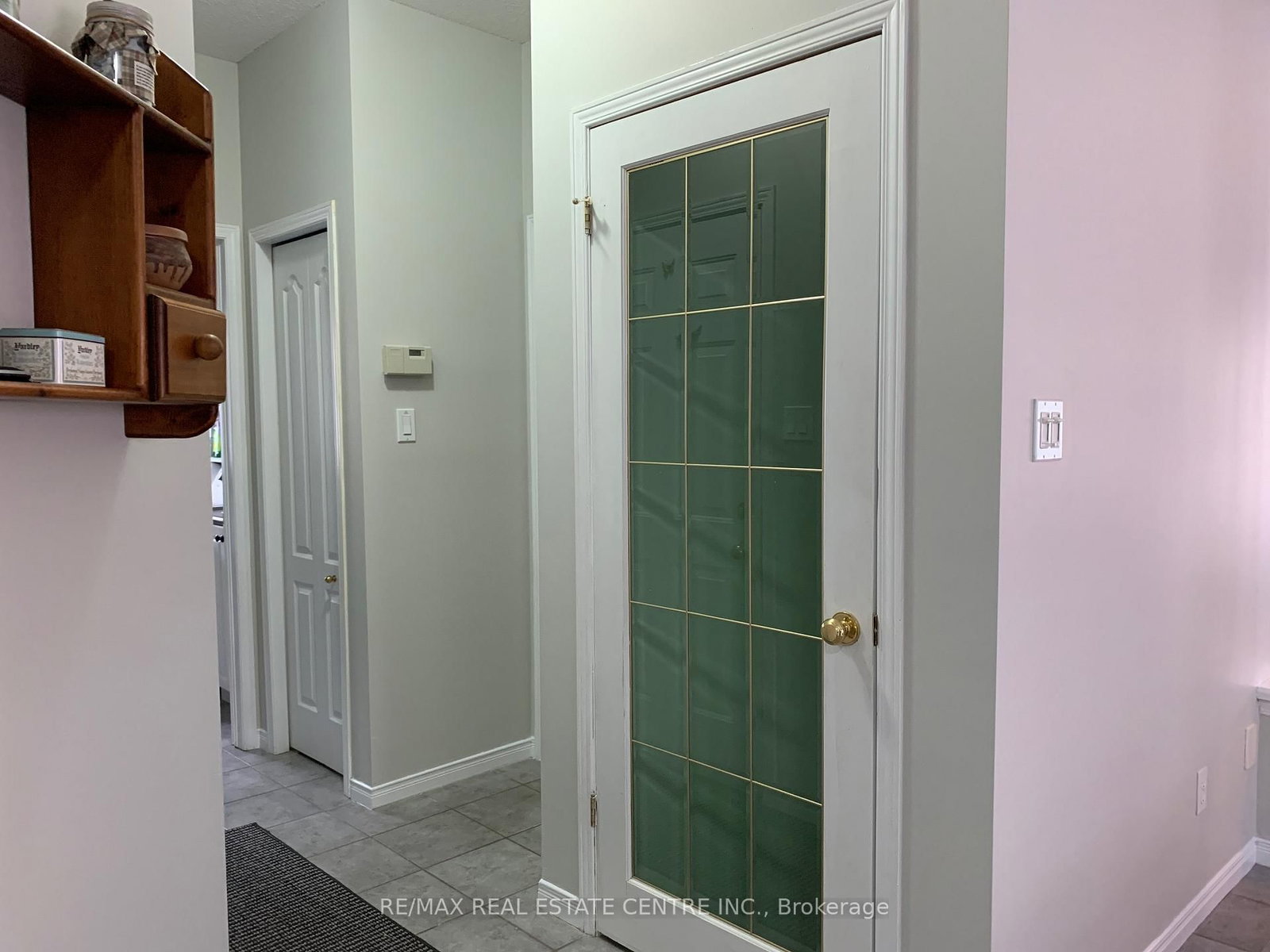 35 Cameron Court photo 9