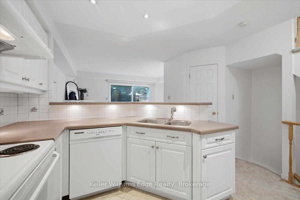 2025 CLEAVER Avenue • #20 • Burlington, ON photo 22