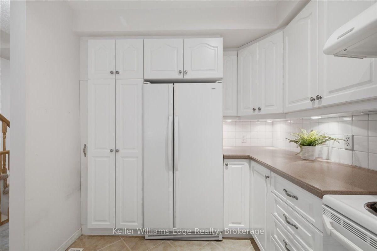 2025 CLEAVER Avenue • #20 • Burlington, ON photo 23