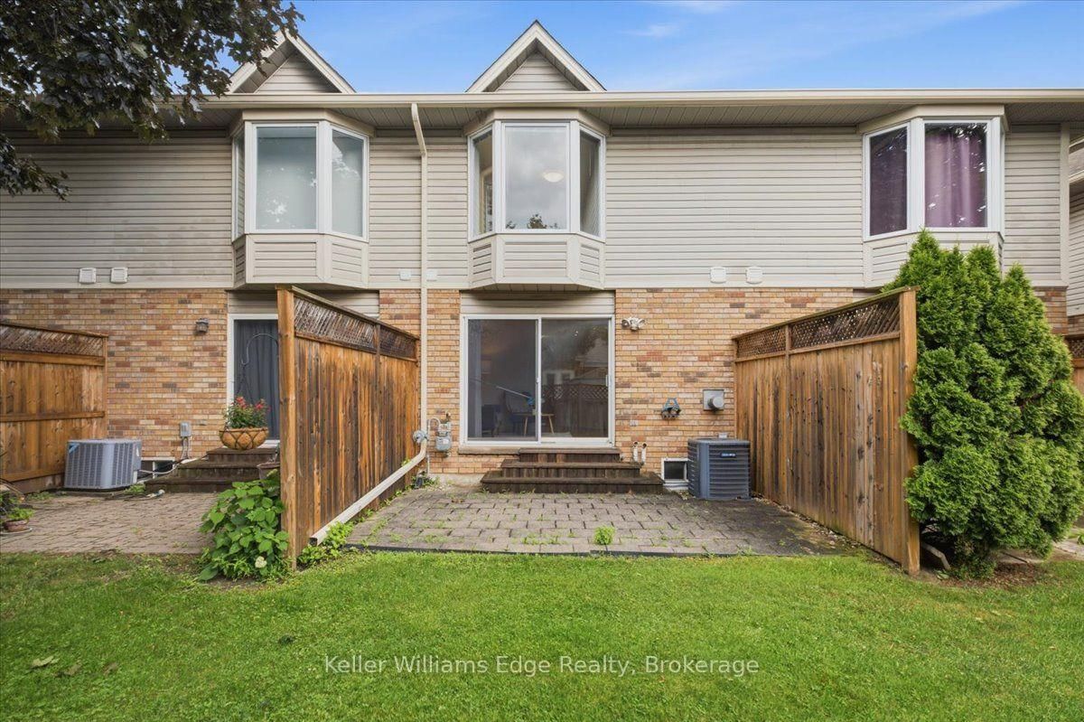 2025 CLEAVER Avenue • #20 • Burlington, ON photo 42