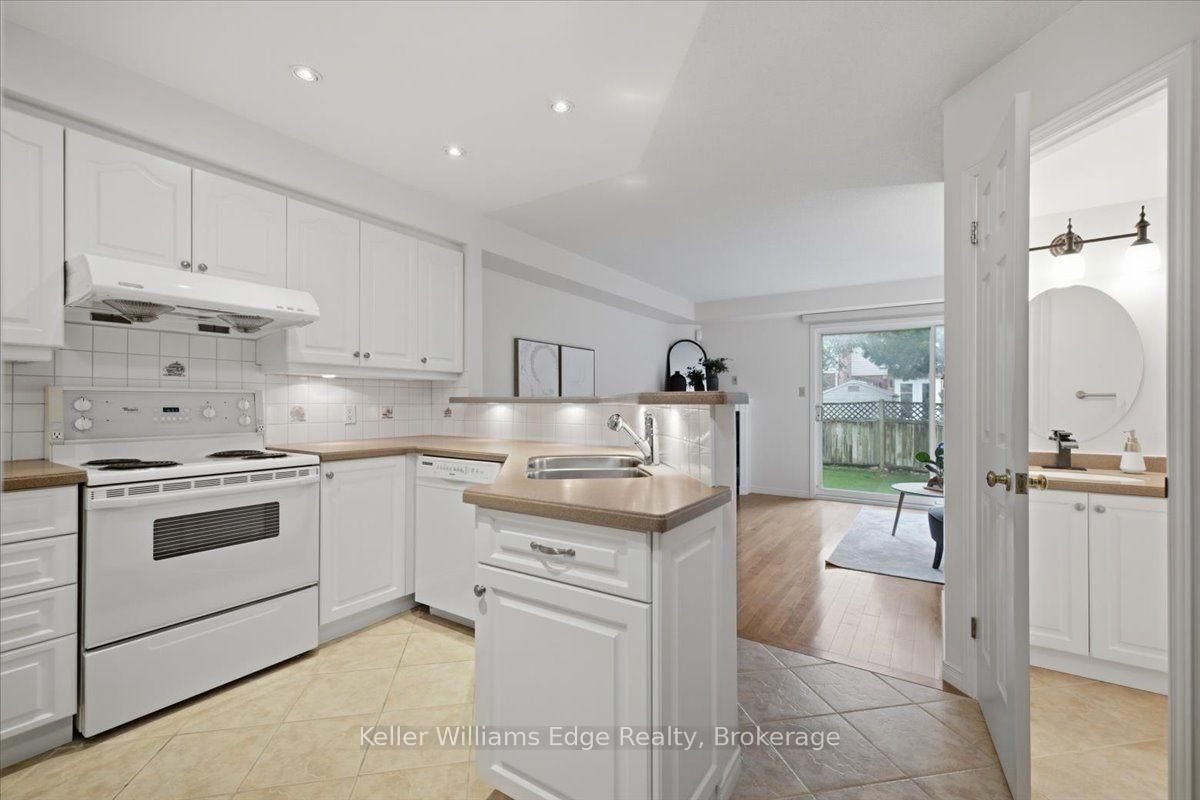 2025 CLEAVER Avenue • #20 • Burlington, ON photo 9