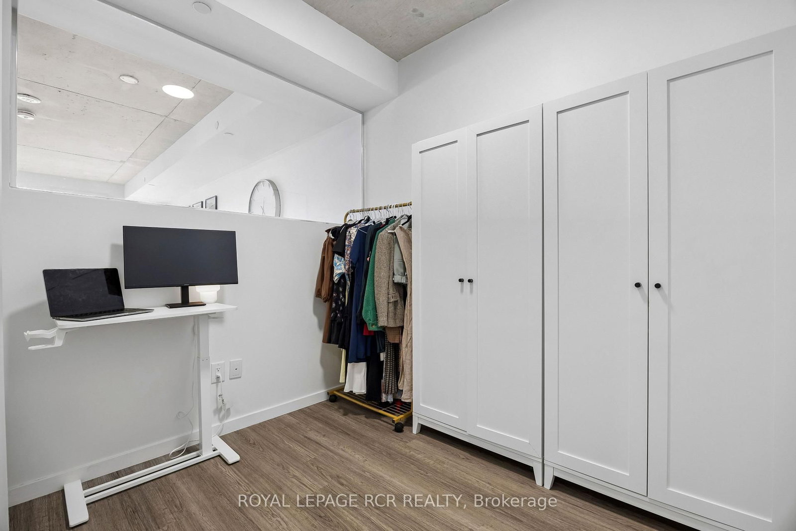 689 The Queensway • #321 • Toronto, ON photo 12