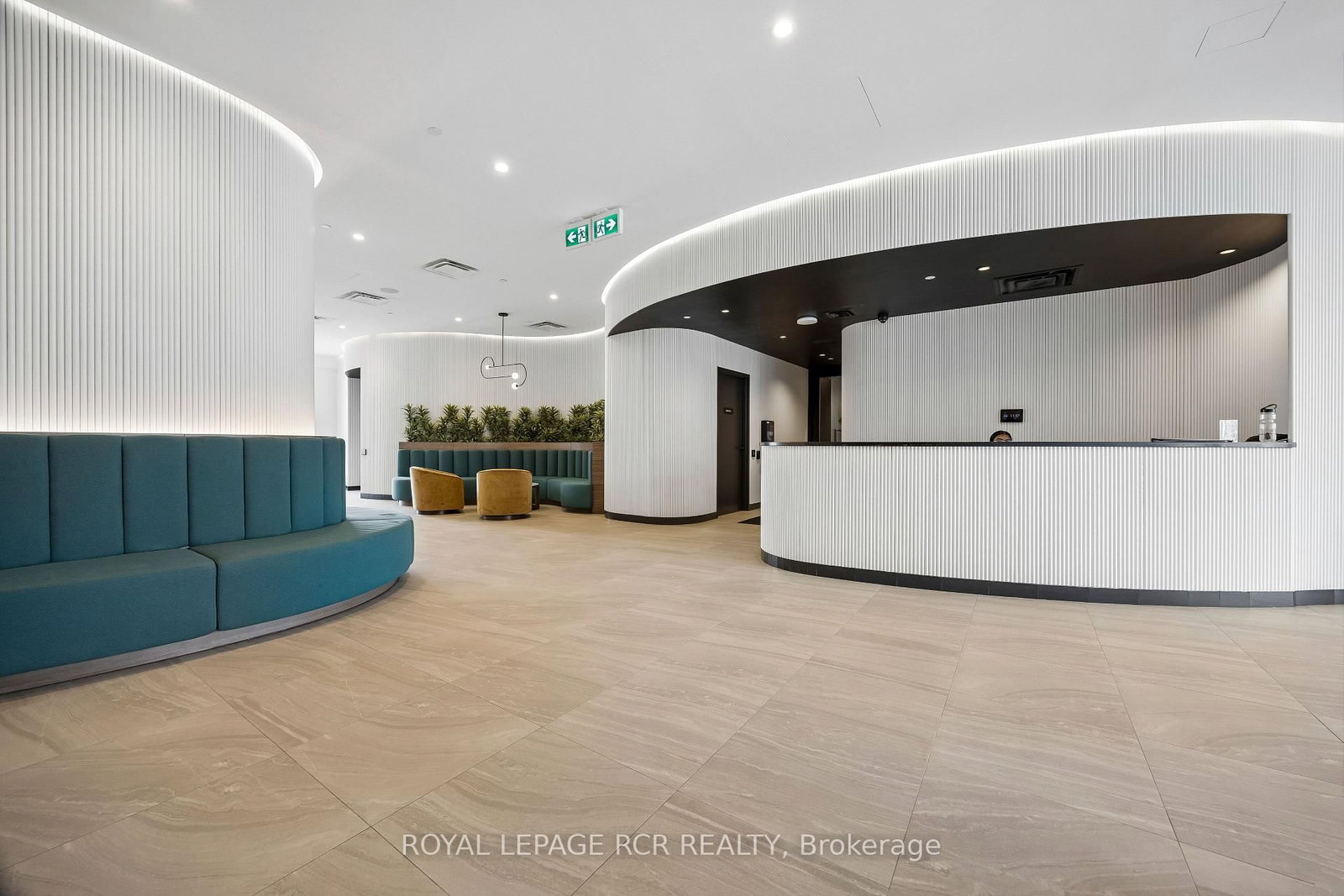 689 The Queensway • #321 • Toronto, ON photo 17
