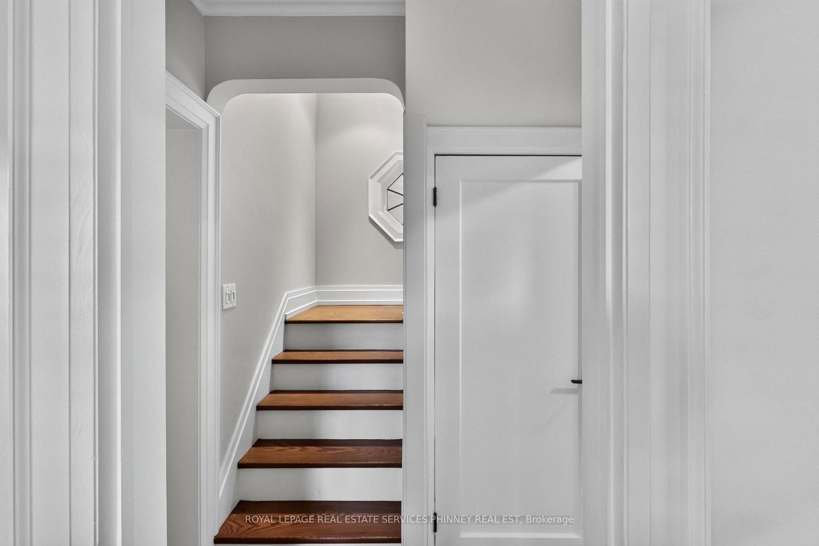 21 Cumberland Drive • Mississauga, ON photo 20