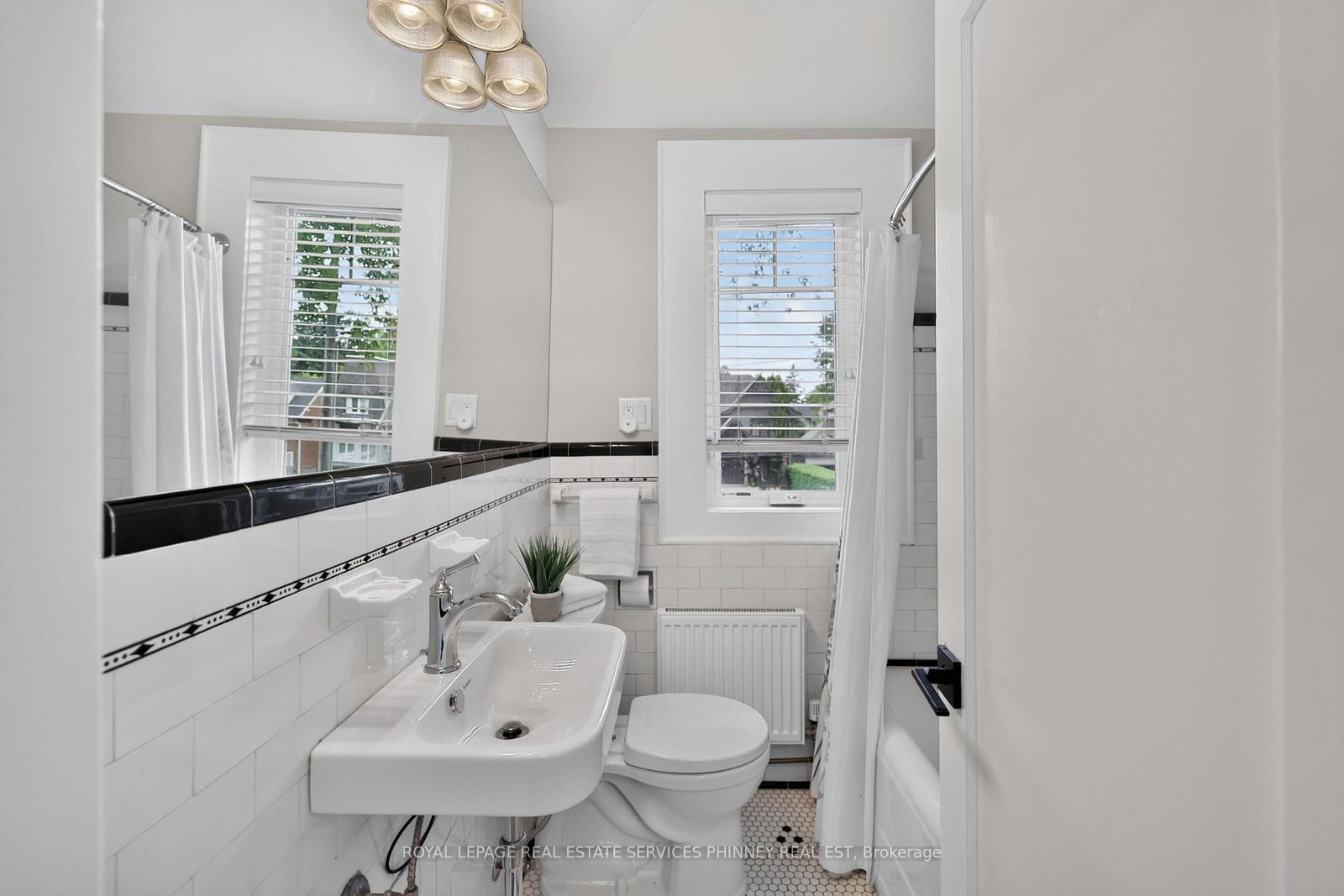21 Cumberland Drive • Mississauga, ON photo 31