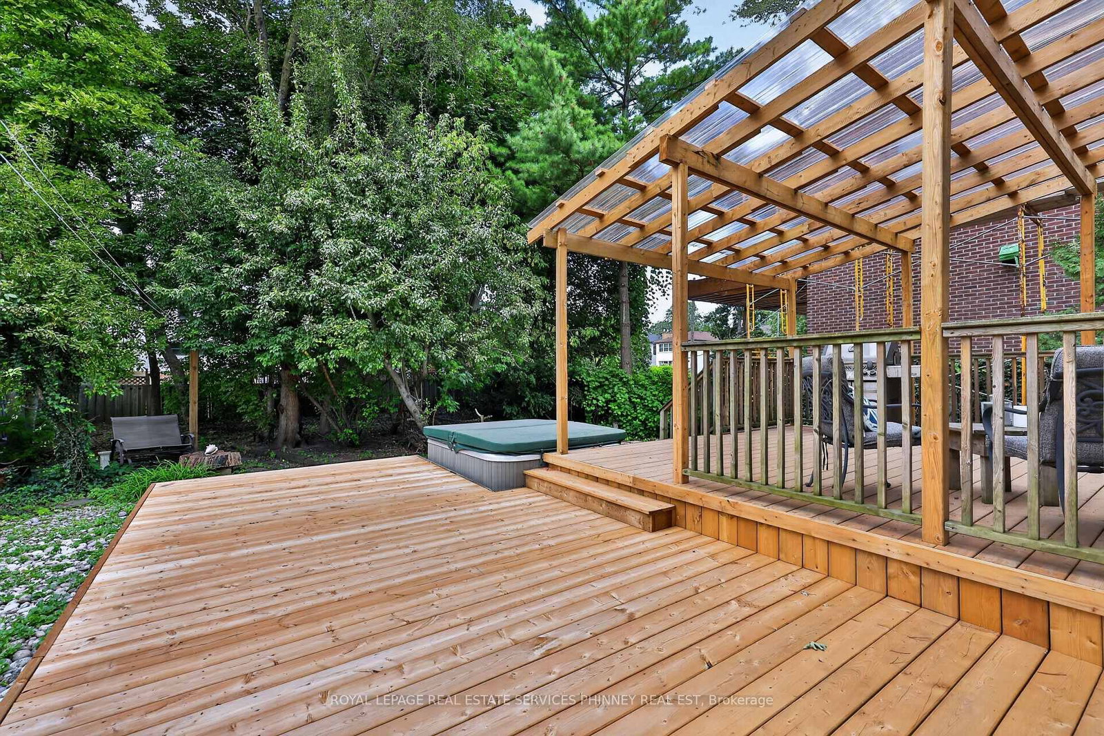 21 Cumberland Drive • Mississauga, ON photo 41