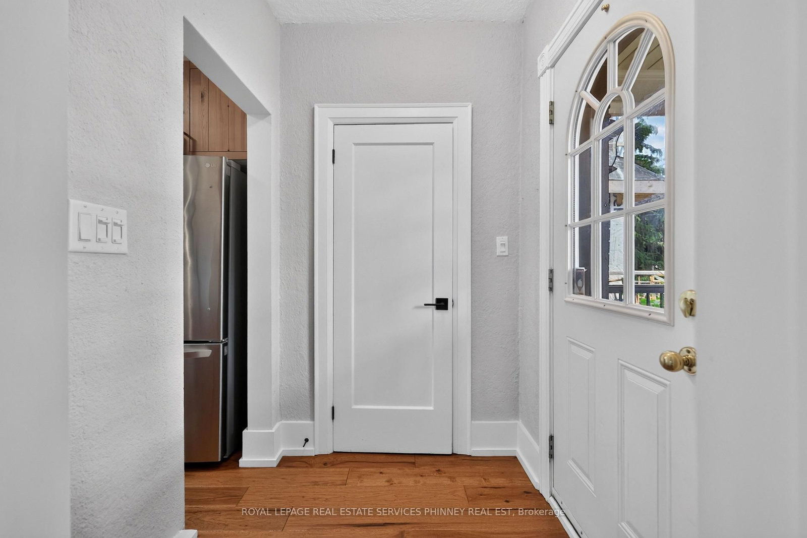 21 Cumberland Drive • Mississauga, ON photo 6