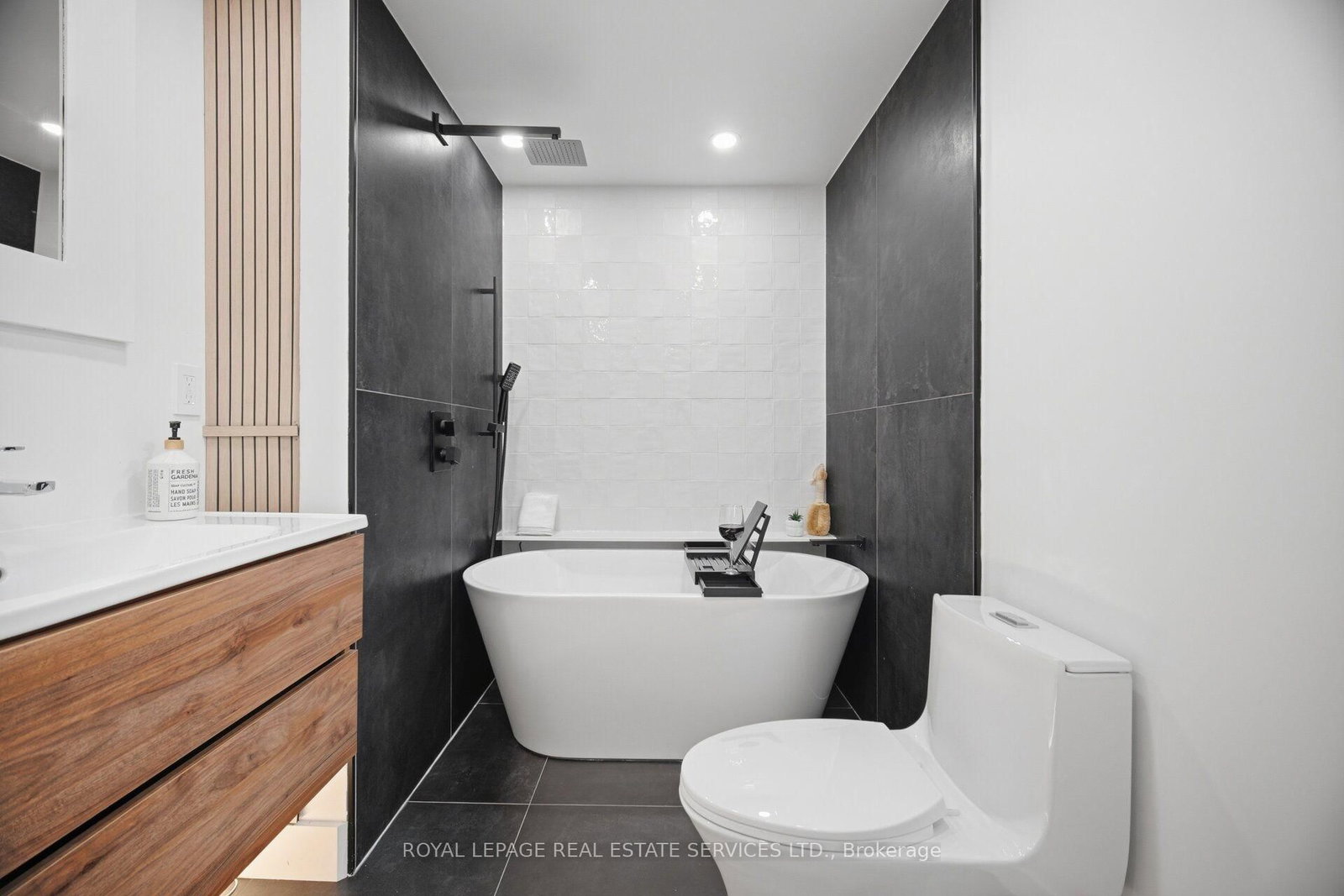 536 Sheraton Road • #68 • Burlington, ON photo 35