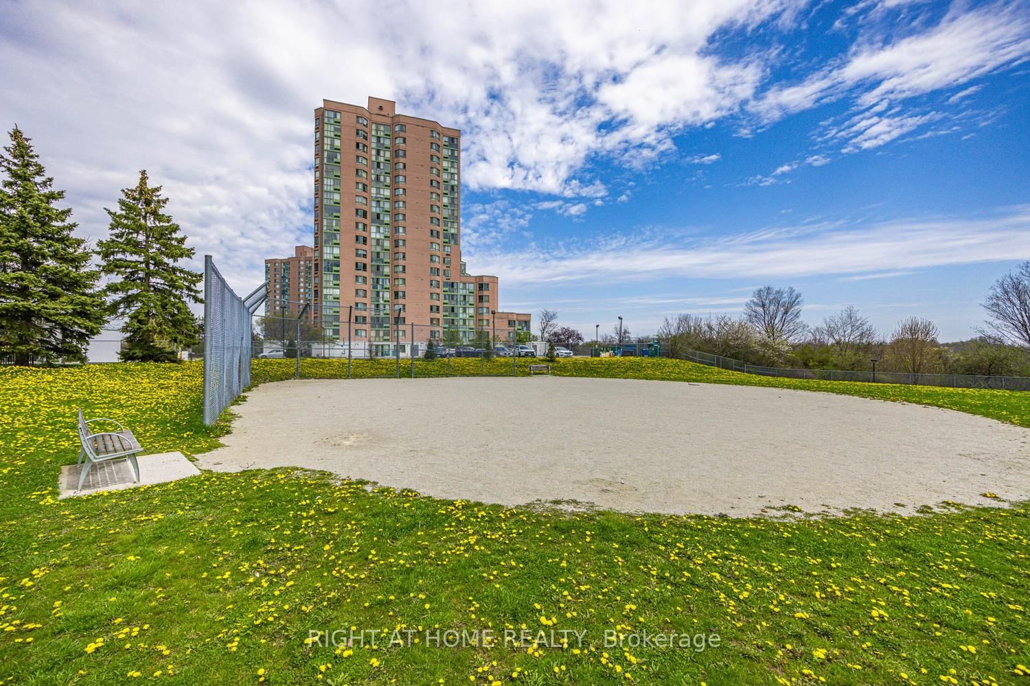41 Markbrook Lane • #1711 • Toronto, ON photo 33