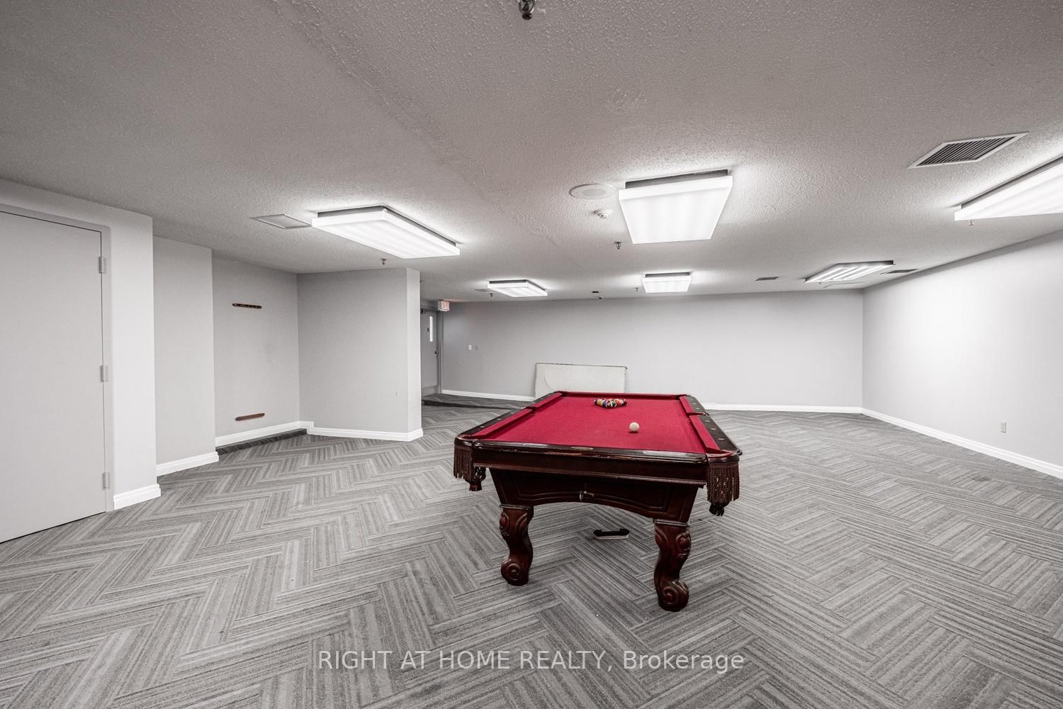 41 Markbrook Lane • #1711 • Toronto, ON photo 35