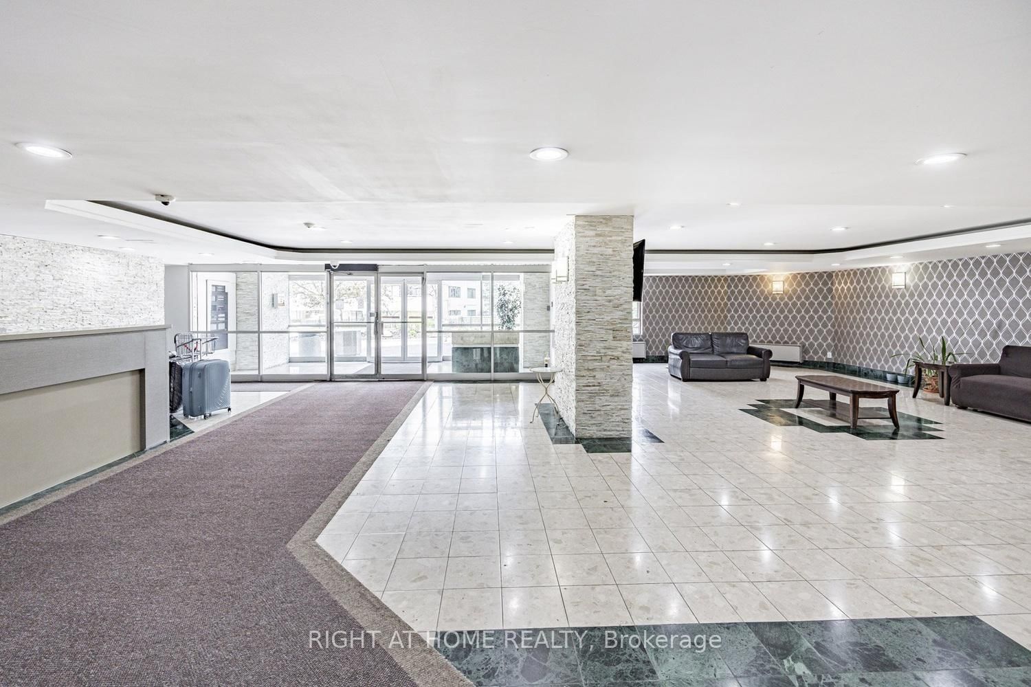 41 Markbrook Lane • #1711 • Toronto, ON photo 37
