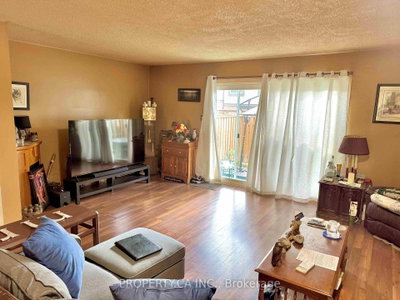 296 Wilson Drive • Milton, ON photo 4