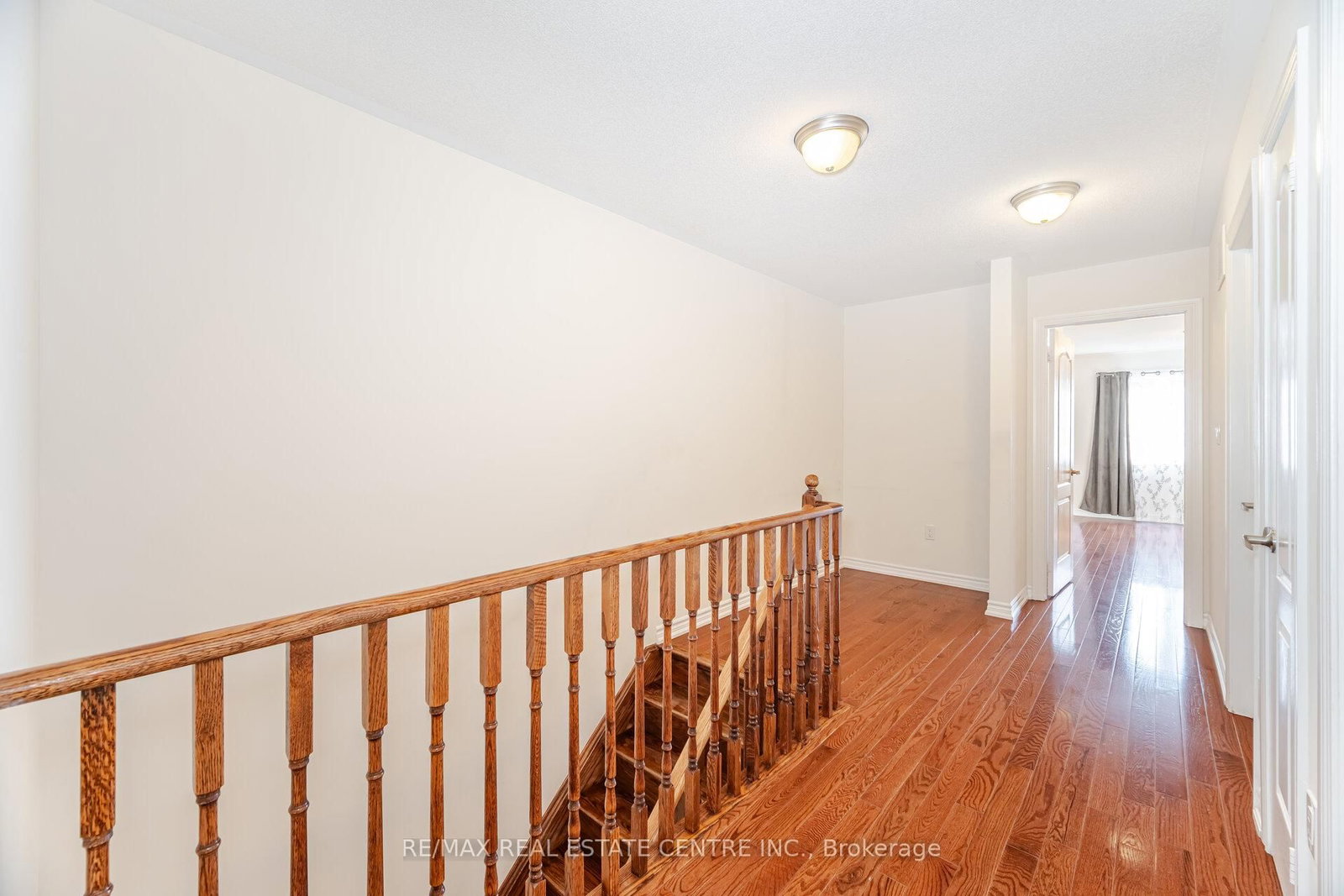 11 Yately Brampton,ON L7A 4R9 — Photo 14