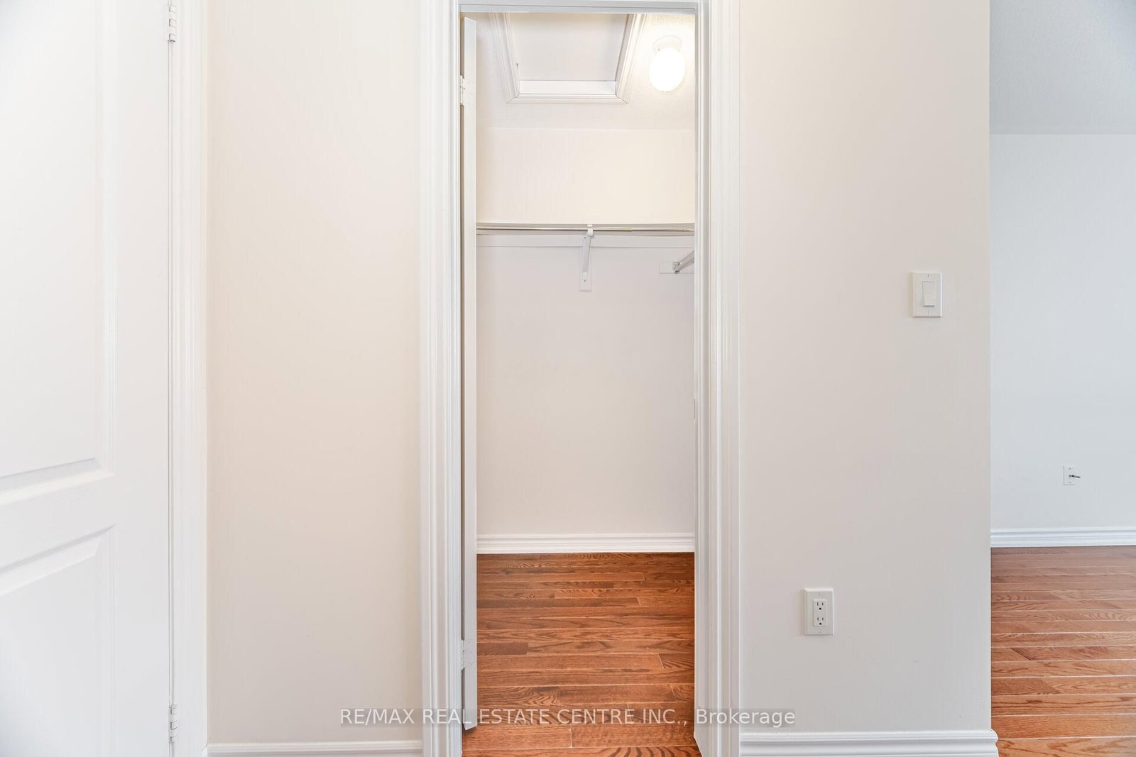 11 Yately Brampton,ON L7A 4R9 — Photo 16