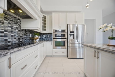 18 Malpass Brampton,ON L7A 4P8 — Photo 13