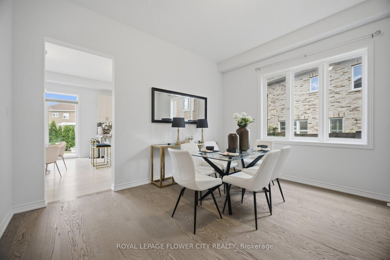 18 Malpass Brampton,ON L7A 4P8 — Photo 8