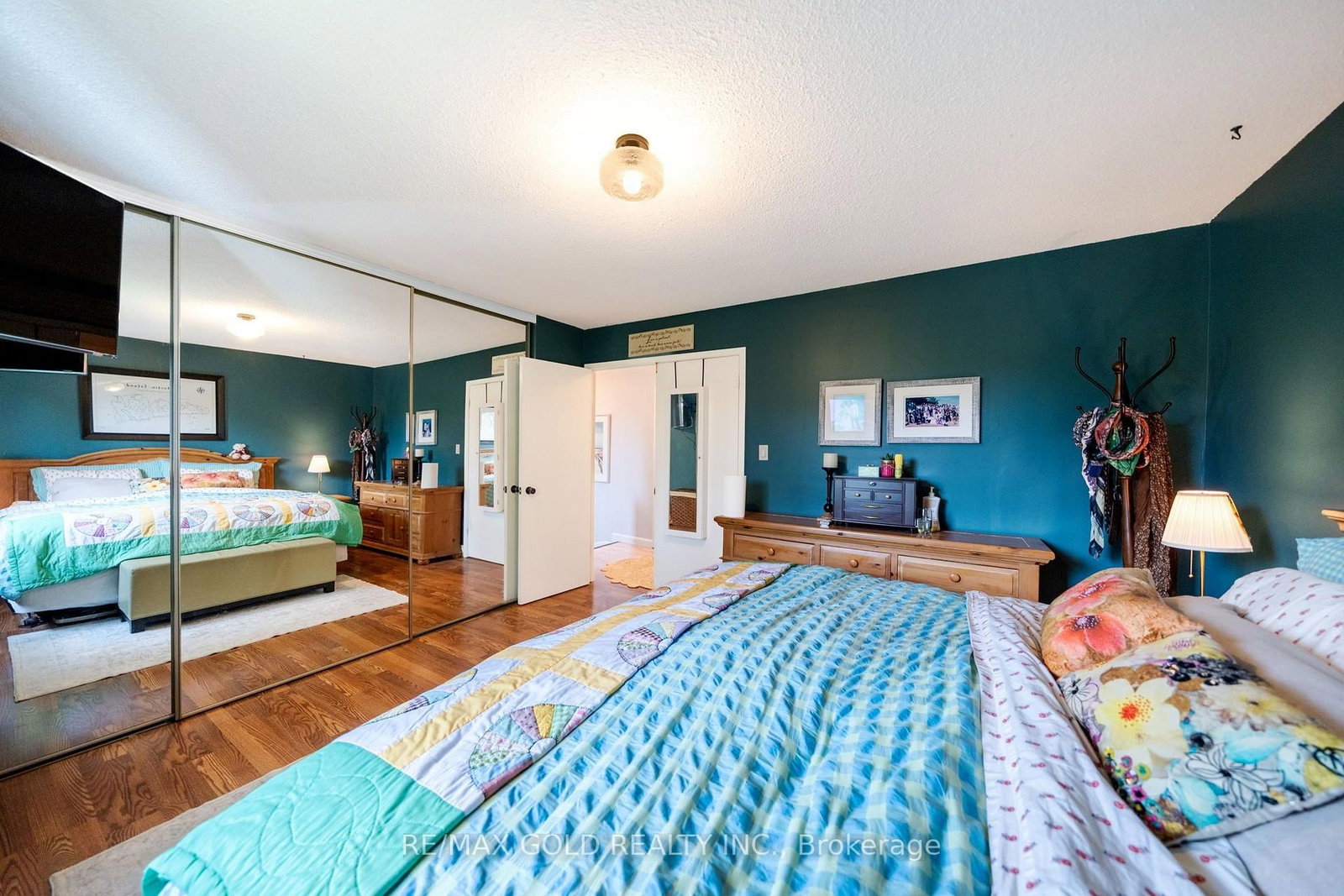 6540 FALCONER Drive • #45 • Mississauga, ON photo 17