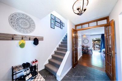 6540 FALCONER Drive • #45 • Mississauga, ON photo 3