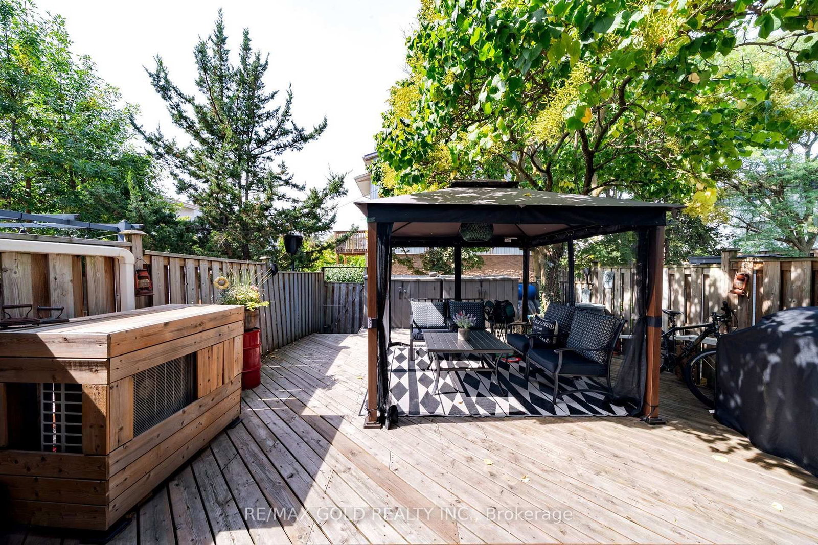 6540 FALCONER Drive • #45 • Mississauga, ON photo 31