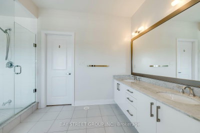 2172 Trafalgar Oakville,ON L6H 0N3 — Photo 14
