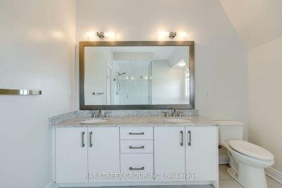 2172 Trafalgar Oakville,ON L6H 0N3 — Photo 15