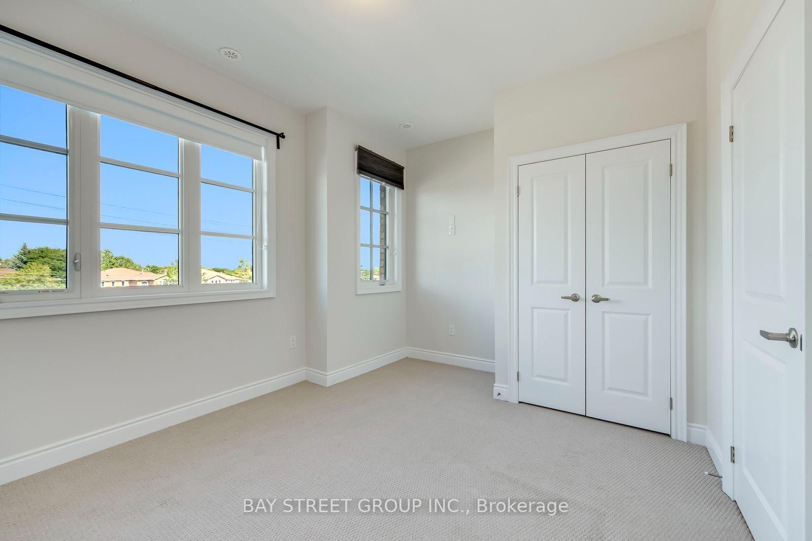 2172 Trafalgar Road • ##21 • Oakville, ON photo 20