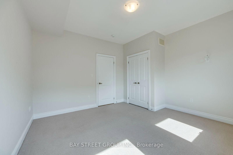 2172 Trafalgar Oakville,ON L6H 0N3 — Photo 24
